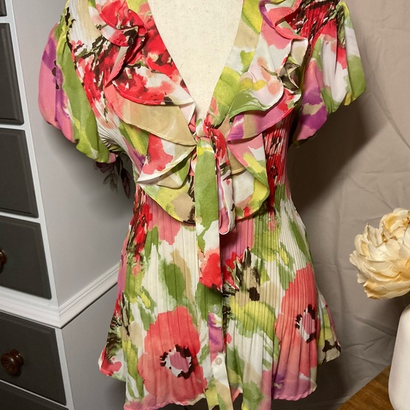 Ladies Floral Short Sleeve Blouse XL - Picture 3 of 8